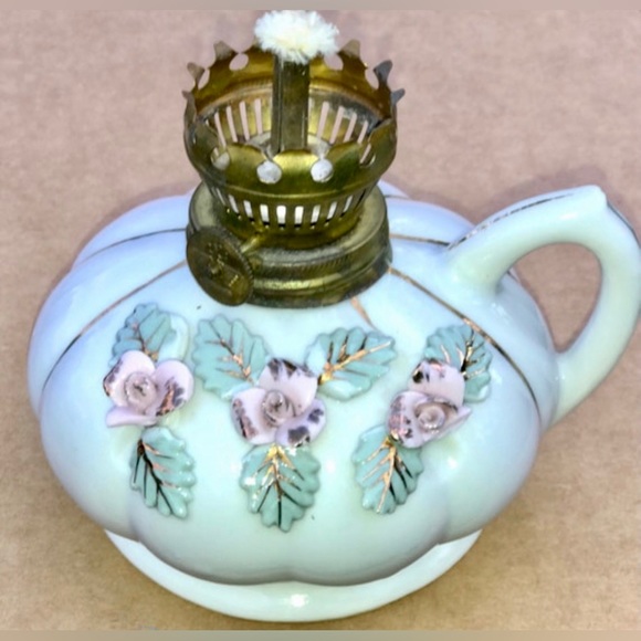 Mid Century Antique Pink Rose Gold Trim Porcelain Finger Loop Oil Lamp JAPAN - Picture 3 of 10